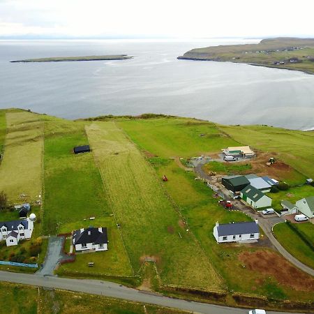 Lachie'S House Villa Staffin Kültér fotó